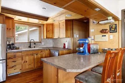 581 Olympic View Drive, Coupeville, WA 98239 - Photo 12