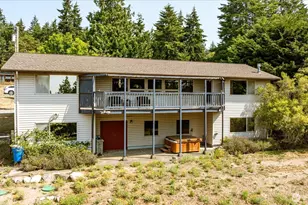 581 Olympic View Dr, Coupeville, WA 98239 - Photo 30