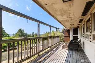 581 Olympic View Dr, Coupeville, WA 98239 - Photo 10