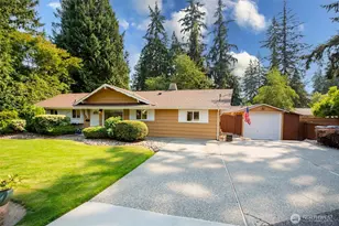 5704 227th St SW, Mountlake Terrace, WA 98043 - Photo 2