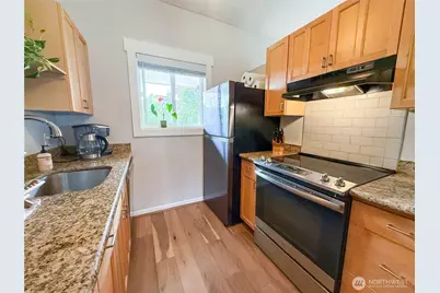 630 5th Avenue S #208, Edmonds, WA 98020 - Photo 12