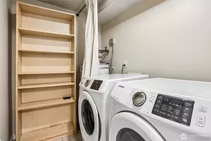 1124 N 92nd St, Seattle, WA 98103 - Photo 6