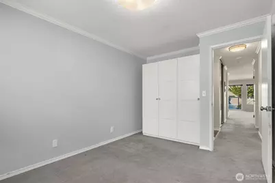 2501 Canterbury Lane E #320, Seattle, WA 98112 - Photo 26
