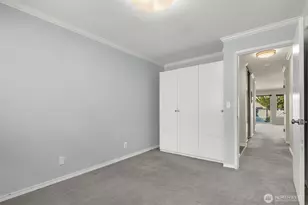 2501 Canterbury Ln E, Seattle, WA 98112 - Photo 26
