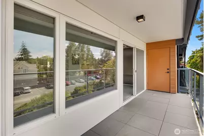 2501 Canterbury Lane E #320, Seattle, WA 98112 - Photo 6