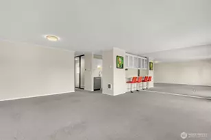 2501 Canterbury Ln E, Seattle, WA 98112 - Photo 10