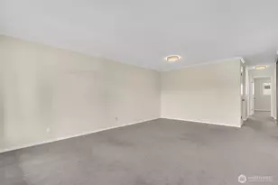 2501 Canterbury Ln E, Seattle, WA 98112 - Photo 20