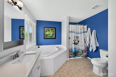 21024 Springhaven Way E, Bonney Lake, WA 98391 - Photo 16