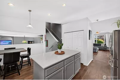 21024 Springhaven Way E, Bonney Lake, WA 98391 - Photo 6