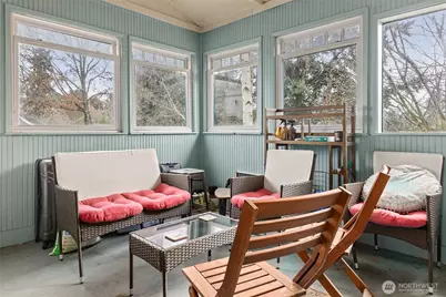 6110 8th Avenue NW, Seattle, WA 98107 - Photo 16