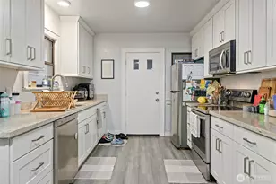 6110 8th Ave NW, Seattle, WA 98107 - Photo 8