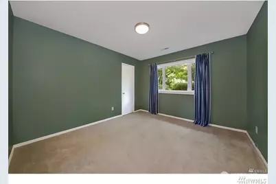 10424 NE 17th Street, Bellevue, WA 98004 - Photo 4