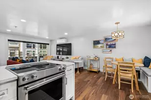 10112 NE 68th St, Kirkland, WA 98033 - Photo 16