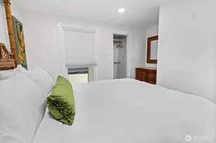 10112 NE 68th St, Kirkland, WA 98033 - Photo 22