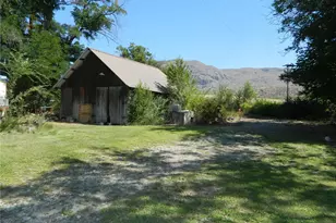 31676 G Hwy 97, Tonasket, WA 98855 - Photo 4