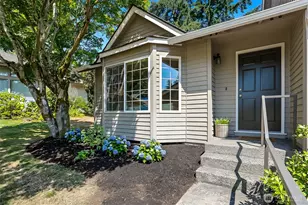 14855 SE 10th Pl, Bellevue, WA 98007 - Photo 2