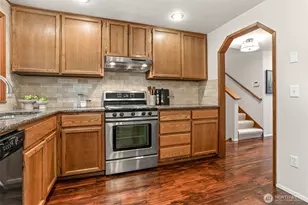 14855 SE 10th Pl, Bellevue, WA 98007 - Photo 12