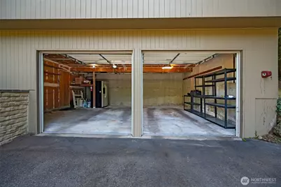 5212 W Mercer Place, Mercer Island, WA 98040 - Photo 4