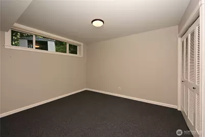 5212 W Mercer Place, Mercer Island, WA 98040 - Photo 24