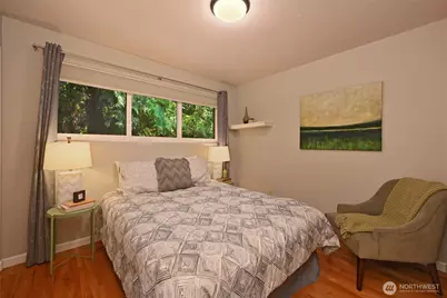 5212 W Mercer Place, Mercer Island, WA 98040 - Photo 16