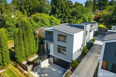 825 NE 105th Street, Seattle, WA 98125 - Photo 30