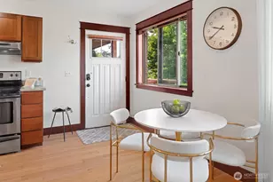 461 N 45th St, Seattle, WA 98103 - Photo 4