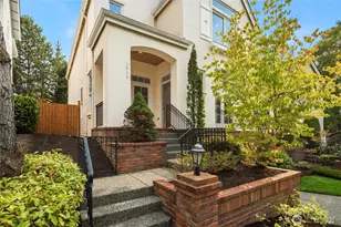 1513 NE Iris St, Issaquah, WA 98029 - Photo 2