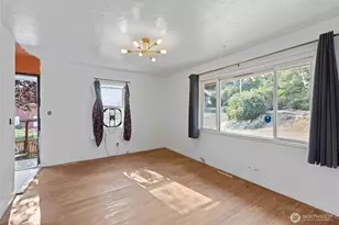 1530 N Wycoff Ave, Bremerton, WA 98312 - Photo 6