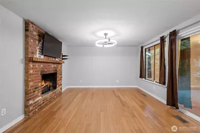 15207 94th Avenue E, Puyallup, WA 98375 - Photo 16