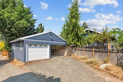 347 NW 74th Street, Seattle, WA 98117 - Photo 2