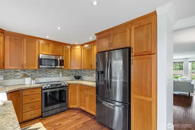 3023 SW 339th Street, Federal Way, WA 98023 - Photo 14