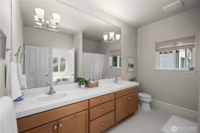 4047 Willams Avenue W, Seattle, WA 98199 - Photo 24