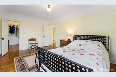 2910 W Crockett Street, Seattle, WA 98199 - Photo 24