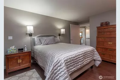 2040 Waverly Place N #301, Seattle, WA 98109 - Photo 18