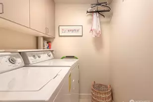 2040 Waverly Pl N, Seattle, WA 98109 - Photo 26