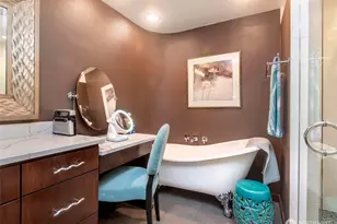 2040 Waverly Pl N, Seattle, WA 98109 - Photo 20