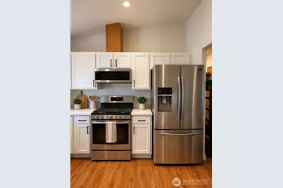 8330 9th Place NE, Lake Stevens, WA 98258 - Photo 6