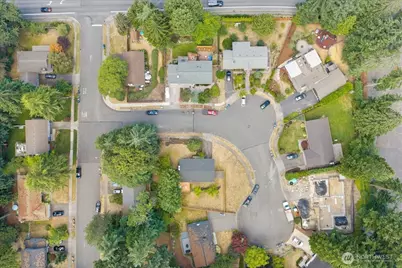 9210 166th Place NE, Redmond, WA 98052 - Photo 32