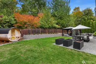 24046 SE 9th Ct, Sammamish, WA 98075 - Photo 2