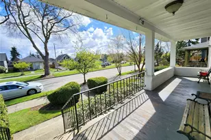 1714 Colby Ave, Everett, WA 98201 - Photo 2