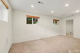 13459 SE 250th Ct, Kent, WA 98042 - Photo 32