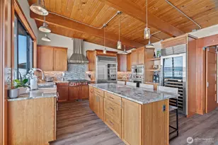 2963 Tillicum Beach Dr, Camano Island, WA 98282 - Photo 18