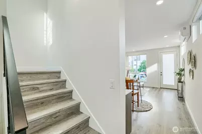 10413 Alderbrook Place NW, Seattle, WA 98177 - Photo 12