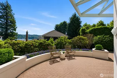7432 E Mercer Wy, Mercer Island, WA 98040 - Photo 4