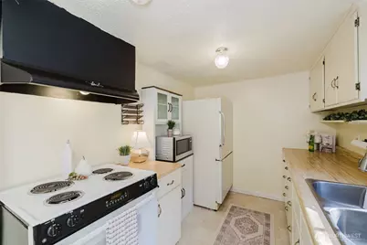 918 Taylor Street E, Port Orchard, WA 98366 - Photo 12