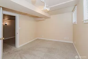 918 Taylor St E, Port Orchard, WA 98366 - Photo 30
