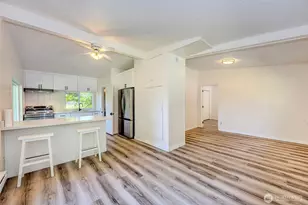 5700 212th St SW, Mountlake Terrace, WA 98043 - Photo 22
