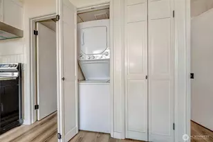 5700 212th St SW, Mountlake Terrace, WA 98043 - Photo 10
