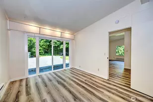 5700 212th St SW, Mountlake Terrace, WA 98043 - Photo 30