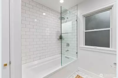 803 W Etruria Street, Seattle, WA 98119 - Photo 22